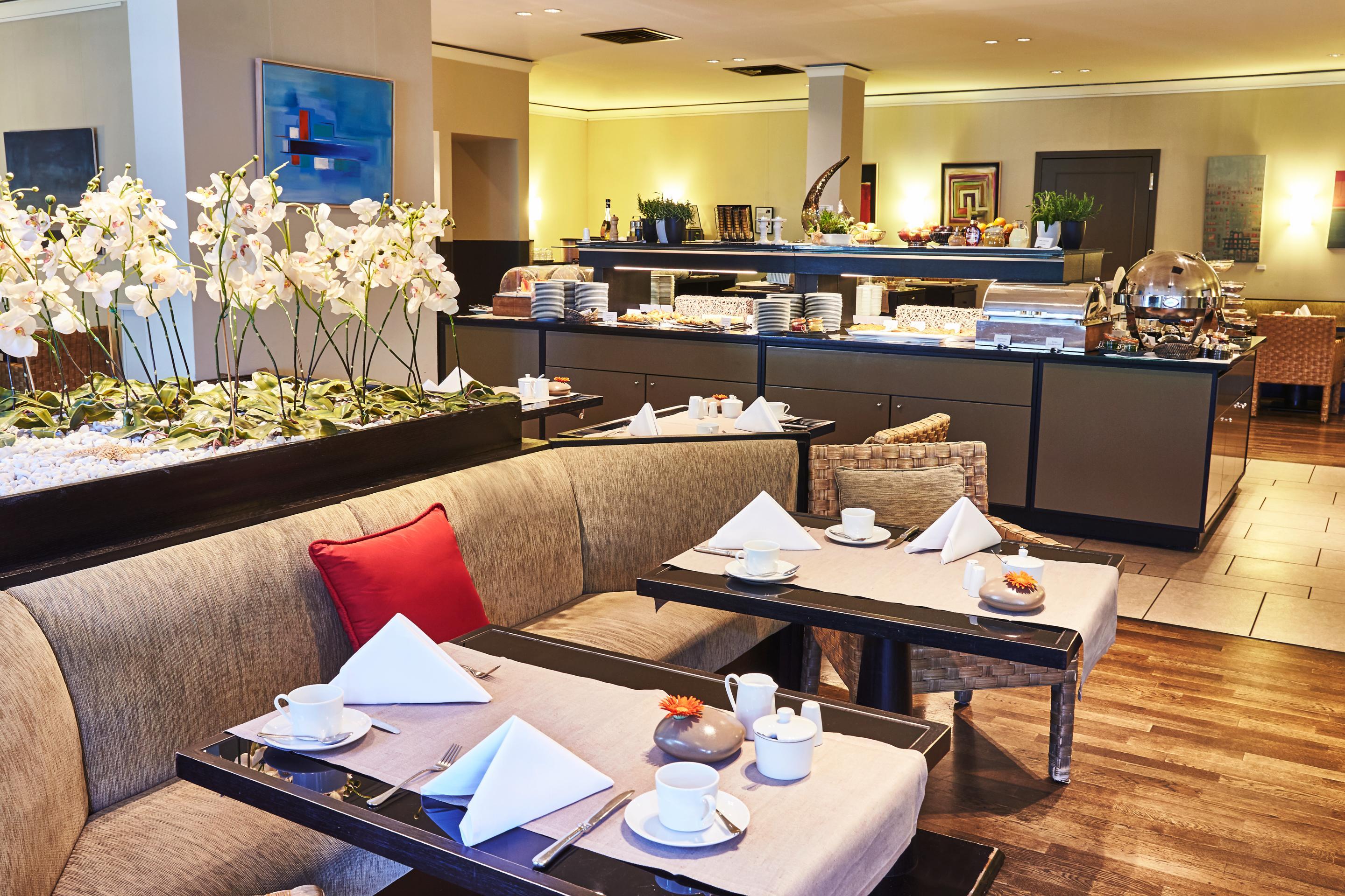 Strandhotel Zingst Esterno foto The restaurant