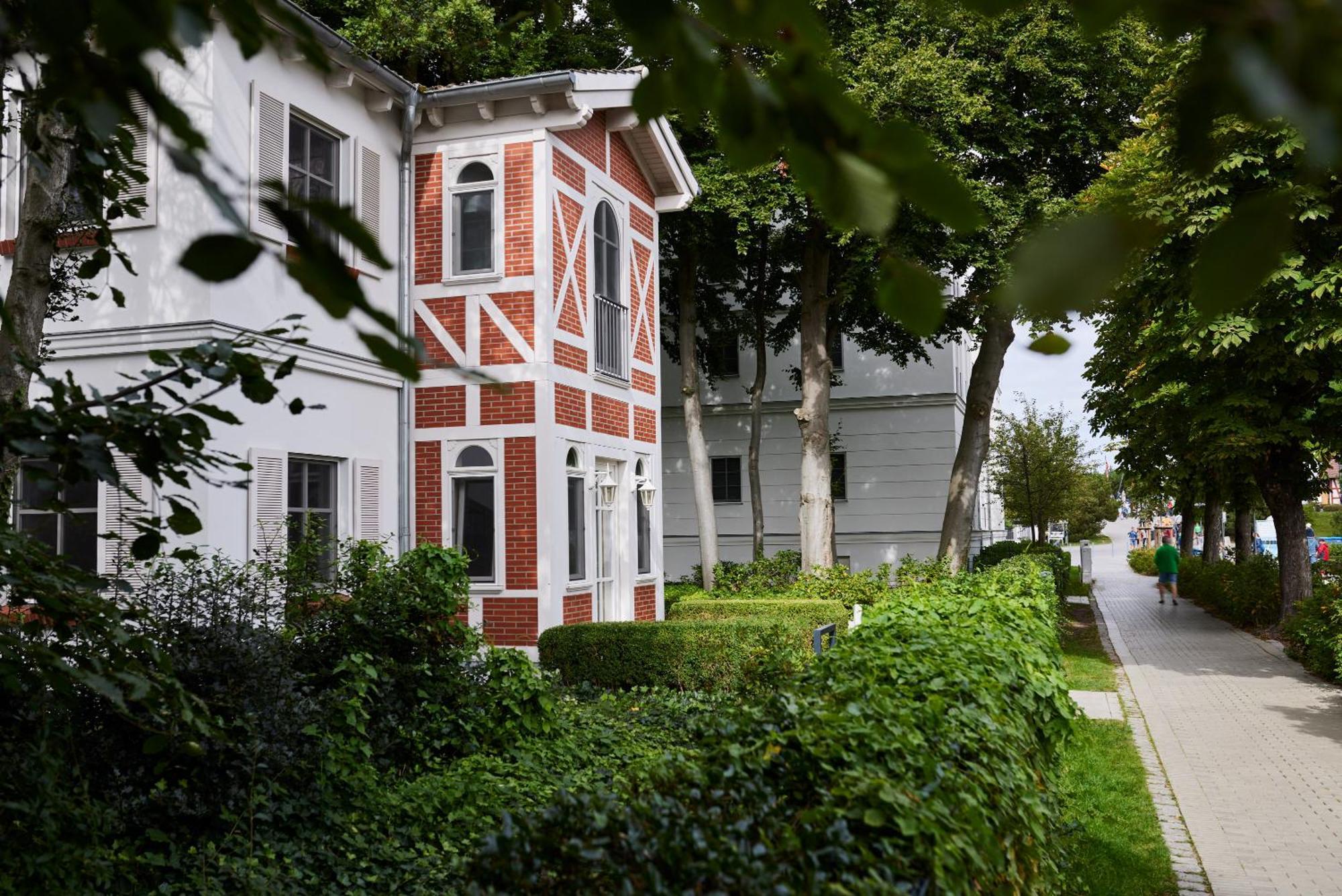 Strandhotel Zingst Esterno foto The German House
