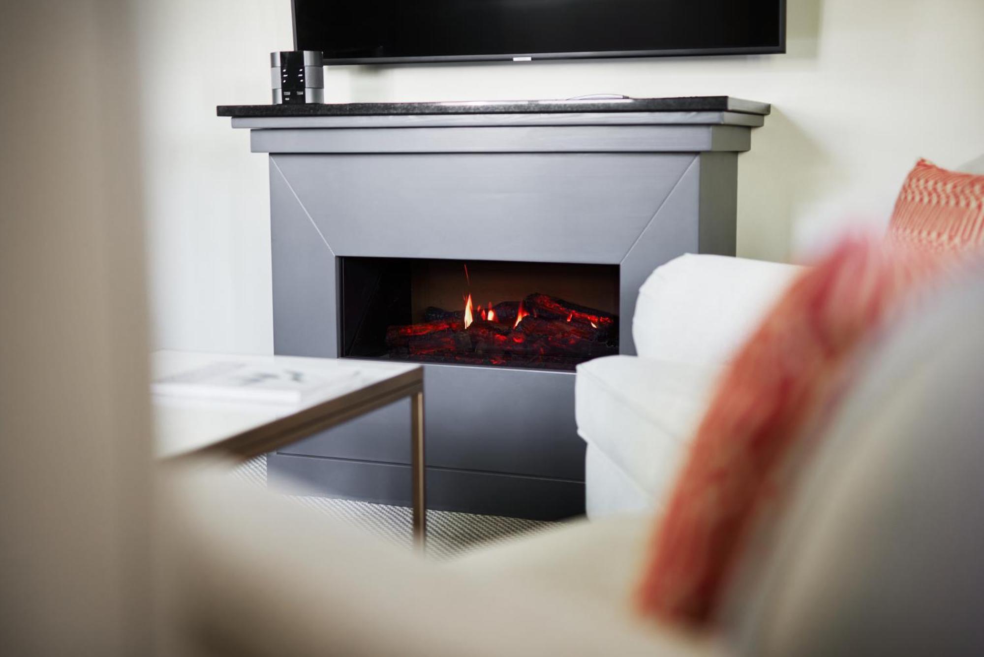 Strandhotel Zingst Esterno foto A modern electric fireplace